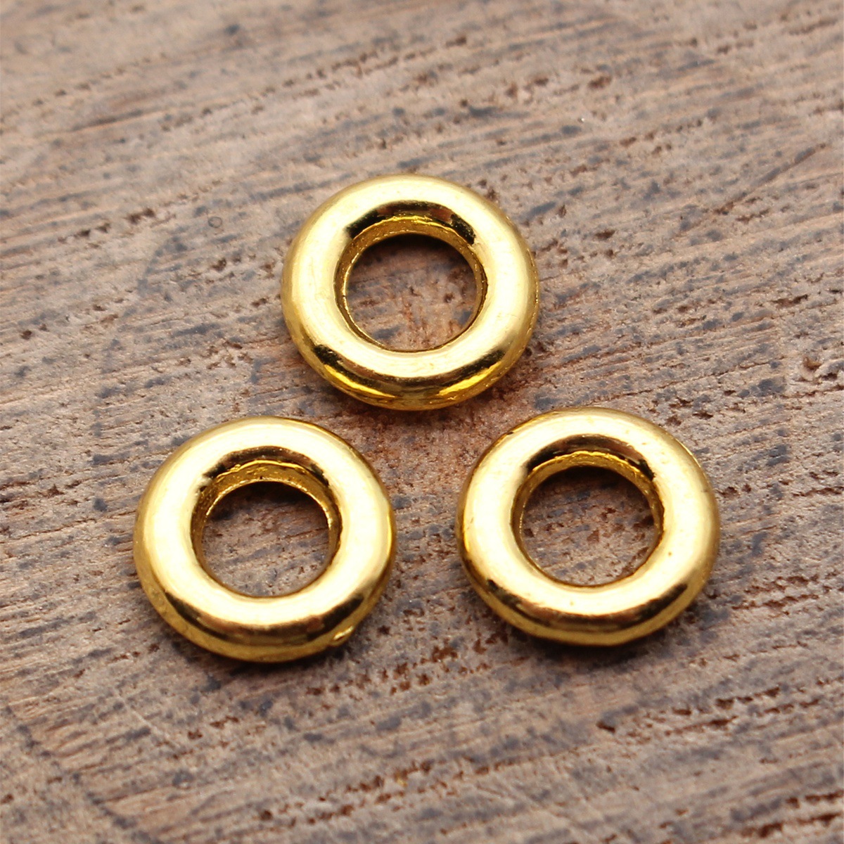 ตัวเชื่อมต่อจี้รูปวงกลมแบบเจาะ - Crafting Resin บทวิจารณ์และราคา